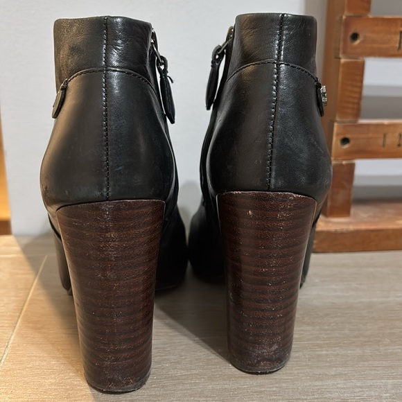 Tory Burch booties - Picture 3 of 10